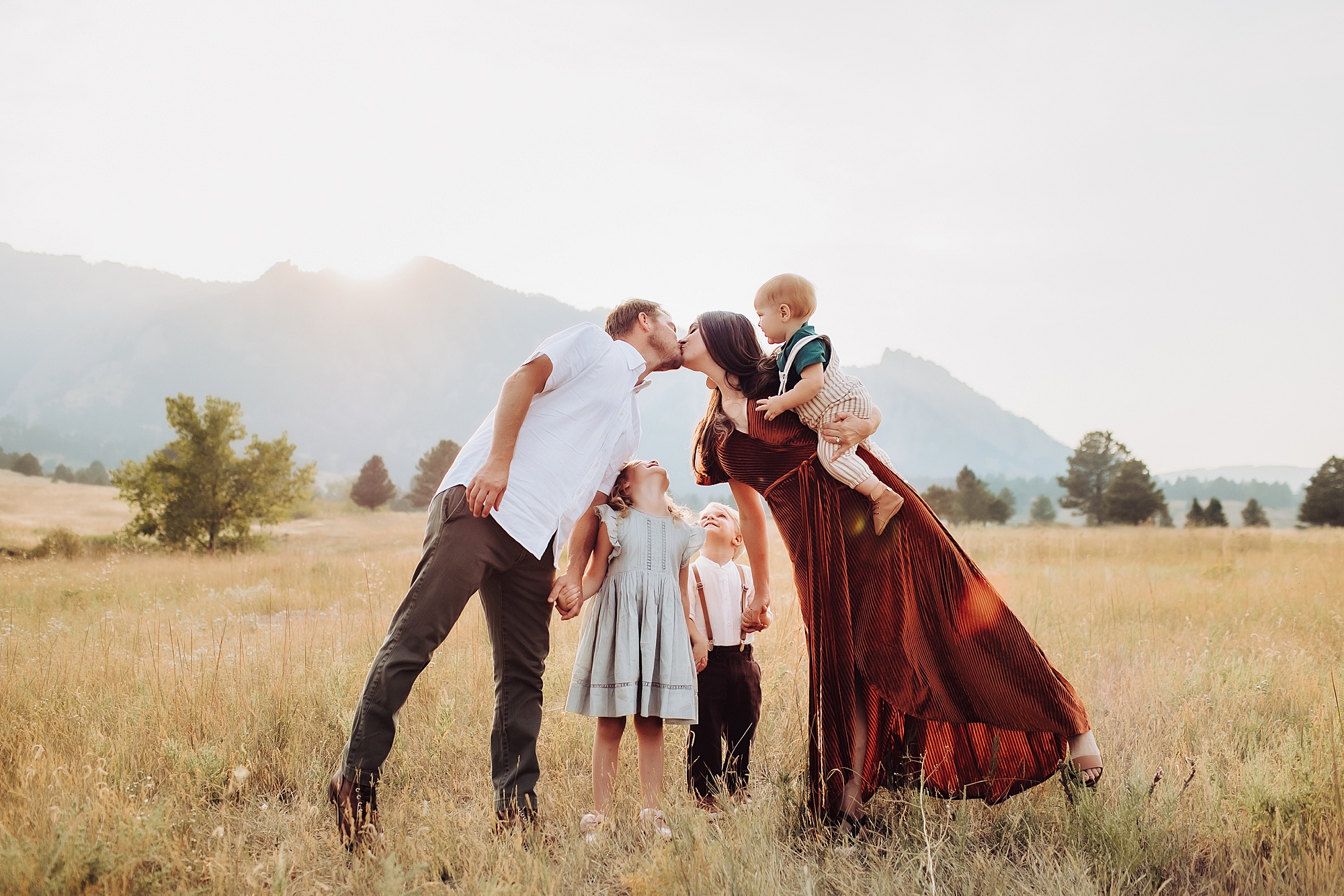 Flatirons Family Photo Session | www.julielivermorephotography.com